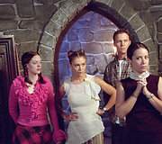 Rose McGowan, Alyssa Milano, Brianas Krause ir Holly Marie Combs seriale &bdquo;San Francisko raganos&ldquo;