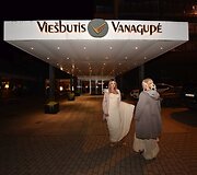 Vestuvinių suknelių fotosesija
