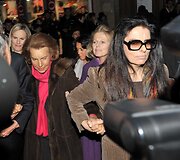 Liliane Bettencourt su dukra Francoise Bettencourt Meyers (2011 m.)