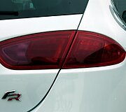 &bdquo;SEAT Leon&ldquo; su &bdquo;FR Line&ldquo; apdaila