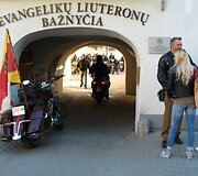 Vilniaus evangelikų liuteronų bažnyčioje palaiminta Lietuvos motociklistų klubo vėliava