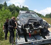 Benedikto Vanago ir Gretos Germanavičiūtės &bdquo;Subaru Impreza WRC&ldquo; po avarijos
