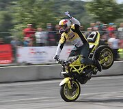 &bdquo;Aras freestyle&ldquo; triukai uždarytoje Kauno gatvėje