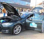 Elektromobilių maratono stotelė Panevėžyje