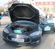 Elektromobilių maratono stotelė Panevėžyje