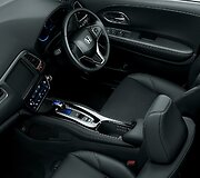 &bdquo;Honda Vezel&ldquo; interjeras