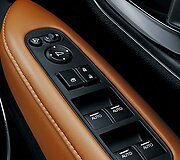&bdquo;Honda Vezel&ldquo; interjeras