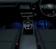 &bdquo;Honda Vezel&ldquo; interjeras