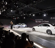 C klasės &bdquo;Mercedes-Benz&ldquo; pristatymas Detroito automobilių parodoje