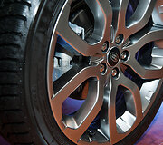 &bdquo;Range Rover Evoque&ldquo; pristatymas &bdquo;Inchcape&ldquo; salone