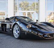 Vienintelis pasaulyje juodas &bdquo;Maserati MC12&ldquo;