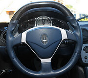 Vienintelis pasaulyje juodas &bdquo;Maserati MC12&ldquo;