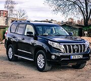 Atnaujintas &bdquo;Toyota Land Cruiser&ldquo;