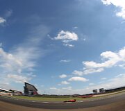 &bdquo;Formulės-1&ldquo; penktadienio treniruotės Silverstone