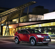 &bdquo;Lexus NX300h&ldquo; su &bdquo;F Sport&ldquo; komplektacija
