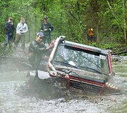 Savo rankomis sukurtą bekelės monstrą pristatyt &bdquo;Tanagra Racing Team&ldquo;