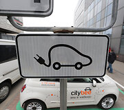 &bdquo;CityBee&ldquo; elektromobilių įkrovimo stotelės prie Vilniaus savivaldybės atidarymas