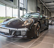&bdquo;Porsche&ldquo; salonas Vilniuje