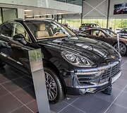 &bdquo;Porsche&ldquo; salonas Vilniuje
