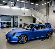 &bdquo;Porsche&ldquo; salonas Vilniuje