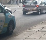 &bdquo;Toyota Yaris&ldquo; Vilniuje važinėjo su nutraukta degalinės žarna