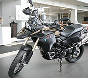Tado Gelžinio i&scaron;lydėtuvės BMW salone