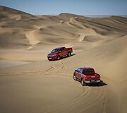 A&scaron;tuntos kartos &bdquo;Toyota Hilux&ldquo; bandymai Namibijoje