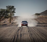 A&scaron;tuntos kartos &bdquo;Toyota Hilux&ldquo; bandymai Namibijoje