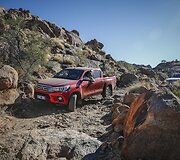 A&scaron;tuntos kartos &bdquo;Toyota Hilux&ldquo; bandymai Namibijoje