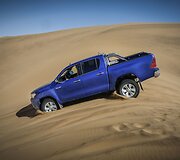 A&scaron;tuntos kartos &bdquo;Toyota Hilux&ldquo; bandymai Namibijoje