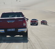 A&scaron;tuntos kartos &bdquo;Toyota Hilux&ldquo; bandymai Namibijoje