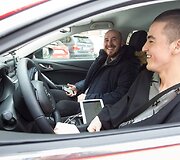 Atnaujintą &bdquo;Mazda6&ldquo; Lietuvoje pristatė japoni&scaron;ki personažai