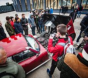 I&scaron;skirtiniai automobiliai ant &bdquo;Ozo&ldquo; stogo