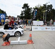 Vaikų elektromobilių lenktynės