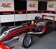 Justas Jonu&scaron;is &bdquo;Formulės-4&ldquo; testuose