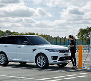 &bdquo;Plug-in&ldquo; hibridas &bdquo;Range Rover Sport&ldquo;