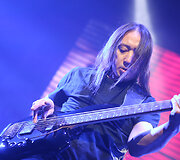 &bdquo;Dream Theatre&ldquo; koncerto akimirka