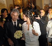 Andrea Bocelli slapčia vedė ilgametę mylimąją Veronica Berti