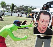 Festivalio &bdquo;Coachella&ldquo; akimirka