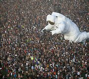 Festivalio &bdquo;Coachella&ldquo; akimirka