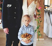 Eglė Jackaitė su seserimi Esmiralda ir jos vyru Robertu