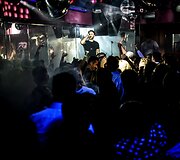 Vaido Baumilos koncerto SOHO klube akimirka