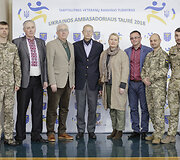 Varėnoje įvyko žiūrovų susidomėjimo ir teigiamų atgarsių sulaukęs tarptautinis veteranų rankinio turnyras &bdquo;Ukrainos ambasadoriaus taurė 2018&ldquo;. 