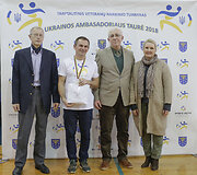 Varėnoje įvyko žiūrovų susidomėjimo ir teigiamų atgarsių sulaukęs tarptautinis veteranų rankinio turnyras &bdquo;Ukrainos ambasadoriaus taurė 2018&ldquo;. 