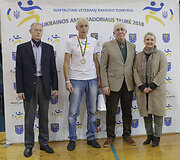 Varėnoje įvyko žiūrovų susidomėjimo ir teigiamų atgarsių sulaukęs tarptautinis veteranų rankinio turnyras &bdquo;Ukrainos ambasadoriaus taurė 2018&ldquo;. 