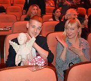 Varėnoje baigėsi jau de&scaron;imtasis žymios kra&scaron;tietės, i&scaron; Senosios Varėnos kilusios režisierės Dalios Tamulevičiūtės profesionalių teatrų festivalis.