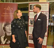 Varėnoje baigėsi jau de&scaron;imtasis žymios kra&scaron;tietės, i&scaron; Senosios Varėnos kilusios režisierės Dalios Tamulevičiūtės profesionalių teatrų festivalis.