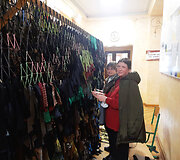 Svetlana Melnik save vadina maskuojamųjų tinklų pynimo profesionale