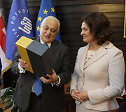 Pirmoji ponia Diana Nausėdienė dalyvauja konferencijoje &bdquo;Lituanistika Sakartvele&ldquo;
