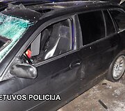 Naujojoje Vilnioje susprogdintas automobilis